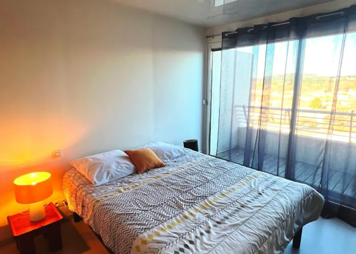 Sunset Joli 3 Pieces Avec 2 Alcoves Clim Vue Piscine Rochelongue Cap D'agde Agde