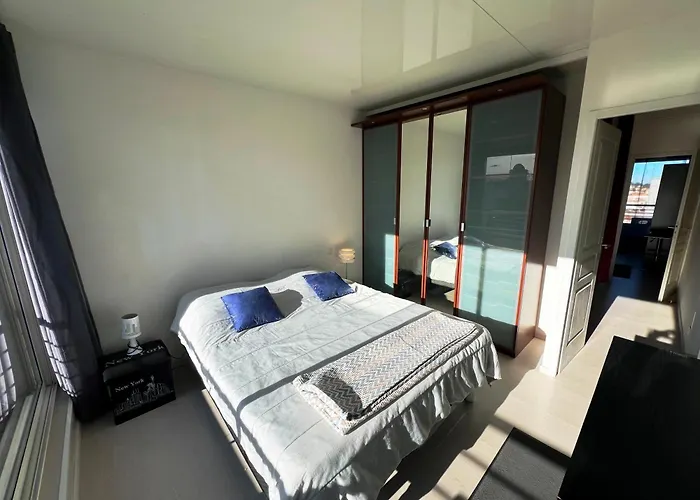 Apartment Sunset Joli 3 Pieces Avec 2 Alcoves Clim Vue Piscine Rochelongue Cap D'agde *